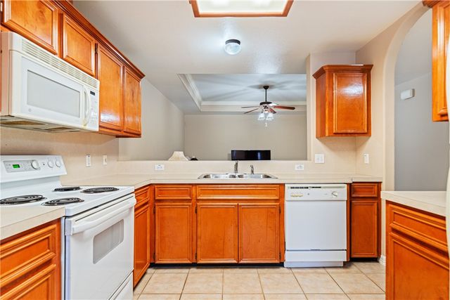 2839 Mckinzie 10, Corpus Christi, TX 78410