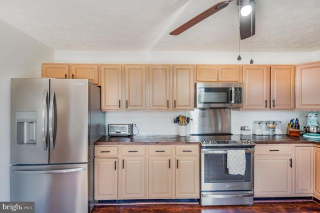 22 KELLEY HILL LN, Fredericksburg, VA 22406
