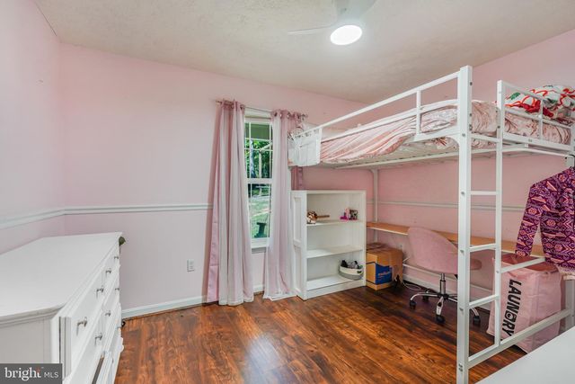 22 KELLEY HILL LN, Fredericksburg, VA 22406
