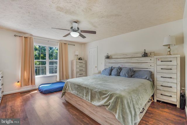 22 KELLEY HILL LN, Fredericksburg, VA 22406