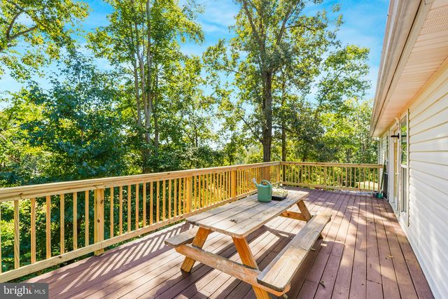 22 KELLEY HILL LN, Fredericksburg, VA 22406