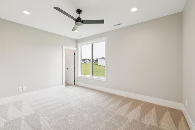 805 Canterbury Circle, Waukee, IA 50263