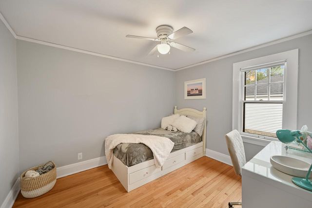 5426 Diversey BOULEVARD, Whitefish Bay, WI 53217