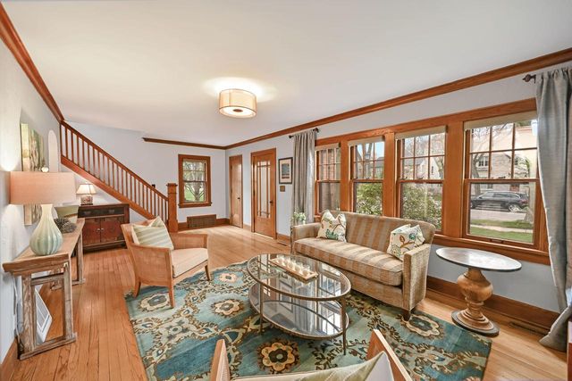 5426 Diversey BOULEVARD, Whitefish Bay, WI 53217
