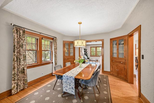 5426 Diversey BOULEVARD, Whitefish Bay, WI 53217