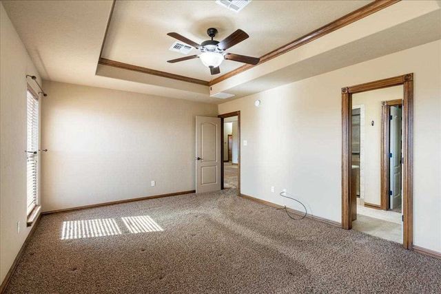 1110 Apple Creek Dr, Elgin, OK 73538