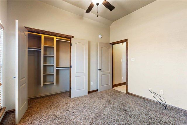 1110 Apple Creek Dr, Elgin, OK 73538