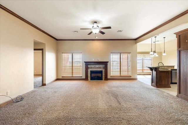 1110 Apple Creek Dr, Elgin, OK 73538