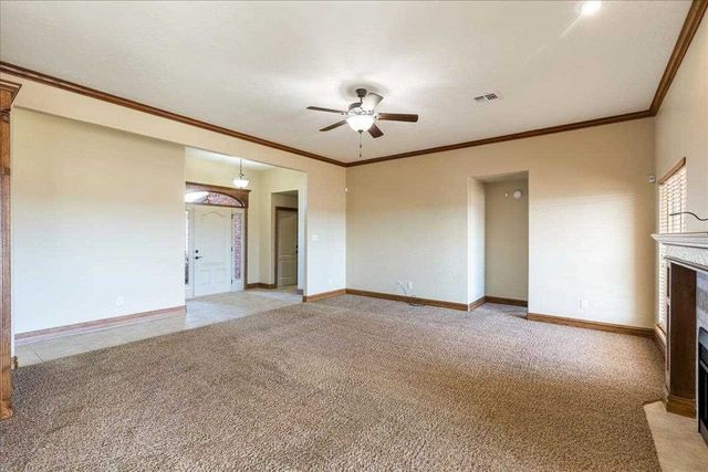 1110 Apple Creek Dr, Elgin, OK 73538