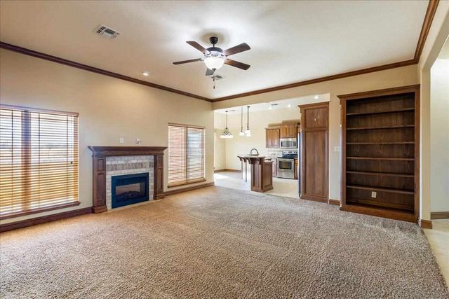 1110 Apple Creek Dr, Elgin, OK 73538