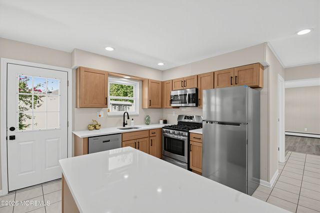 21 Monmouth Street, Hazlet, NJ 07730
