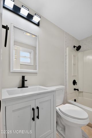 21 Monmouth Street, Hazlet, NJ 07730