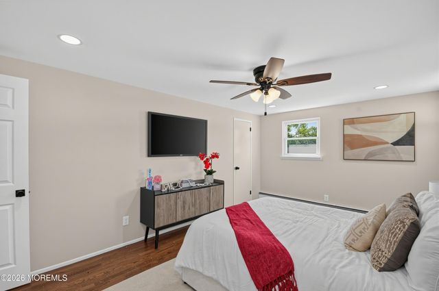 21 Monmouth Street, Hazlet, NJ 07730