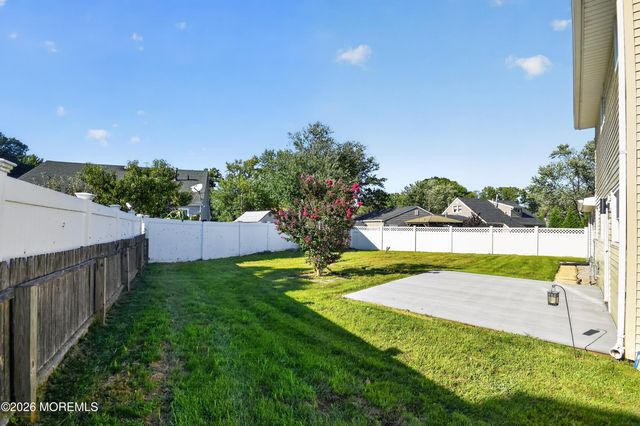 21 Monmouth Street, Hazlet, NJ 07730
