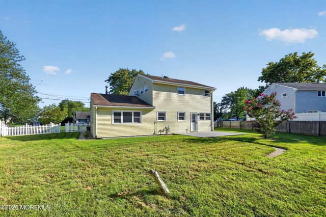 21 Monmouth Street, Hazlet, NJ 07730