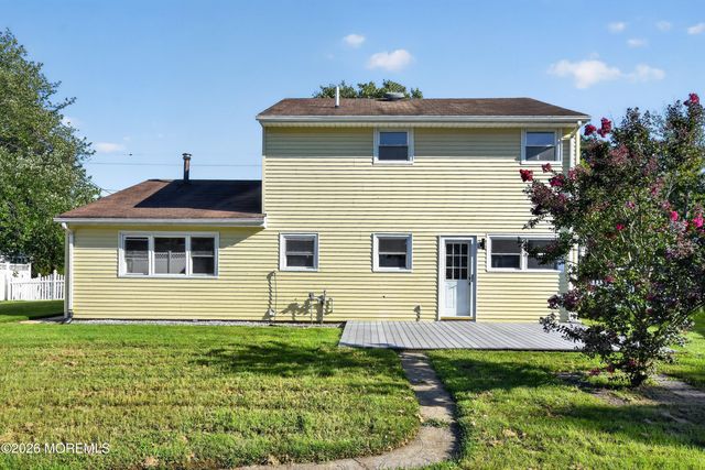 21 Monmouth Street, Hazlet, NJ 07730