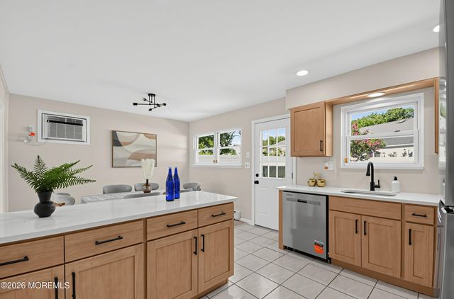 21 Monmouth Street, Hazlet, NJ 07730