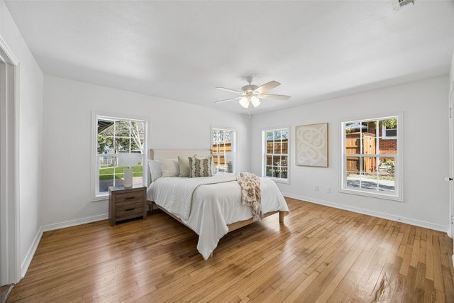 3335 Burlingdell Avenue, Dallas, TX 75211