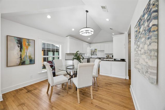 3335 Burlingdell Avenue, Dallas, TX 75211