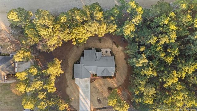 30181 East Lake Road, Wagram, NC 28396