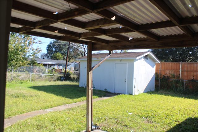 1010 Appleblossom Lane, Mesquite, TX 75149