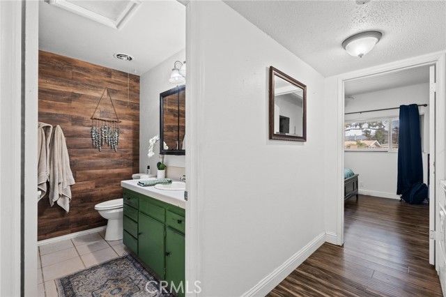 3800 Stockdale 8, Bakersfield, CA 93309