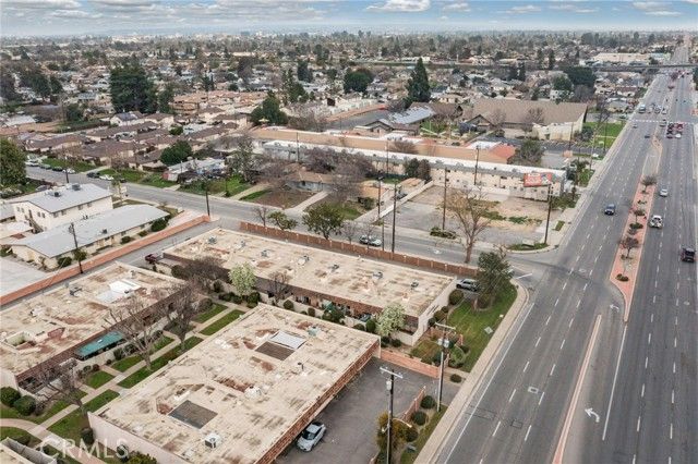 3800 Stockdale 8, Bakersfield, CA 93309