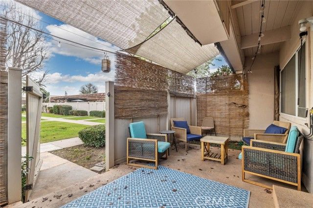 3800 Stockdale 8, Bakersfield, CA 93309