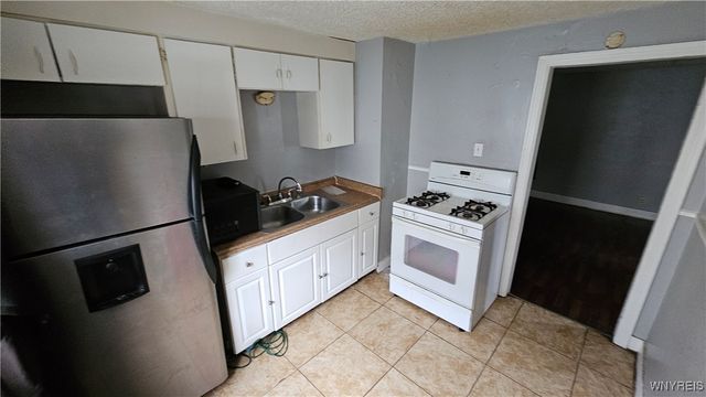 89 Wyoming Avenue, Buffalo, NY 14215