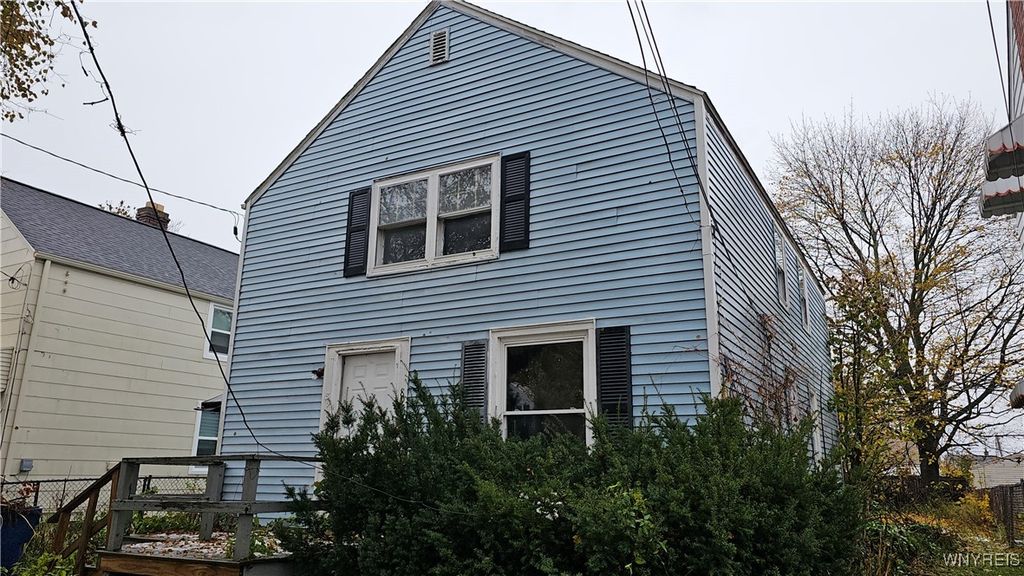 89 Wyoming Avenue, Buffalo, NY 14215