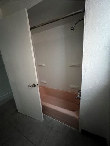 1615 Mcclure St, Homestead, PA 15120