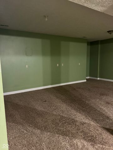 429 Cardinal Drive, Whiteland, IN 46184