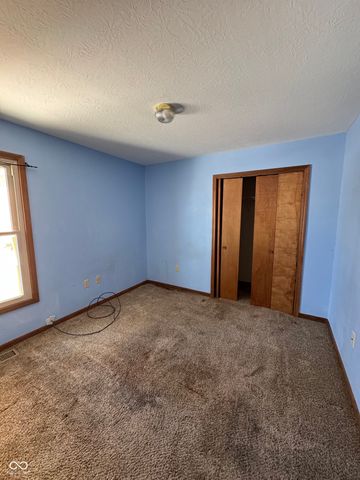 429 Cardinal Drive, Whiteland, IN 46184