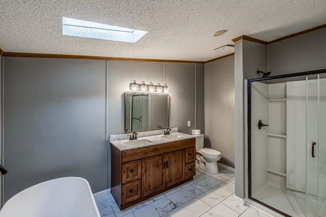 514 Dewaynes Drive, Wellford, SC 29385