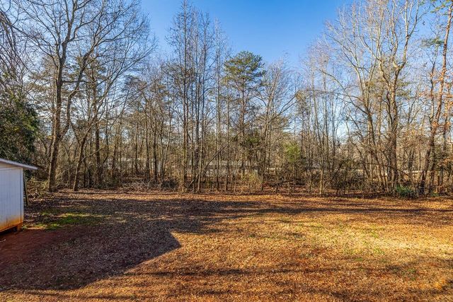 514 Dewaynes Drive, Wellford, SC 29385