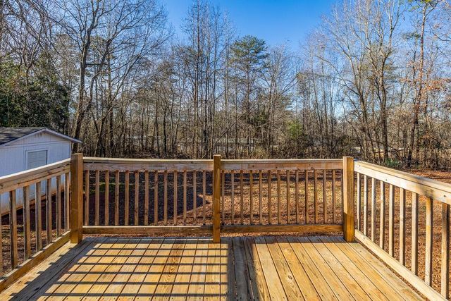 514 Dewaynes Drive, Wellford, SC 29385