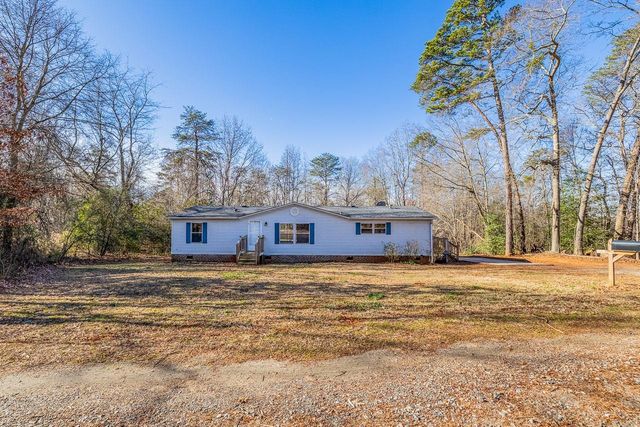 514 Dewaynes Drive, Wellford, SC 29385