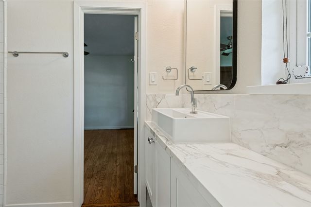 7105 Bennington Drive, Dallas, TX 75214