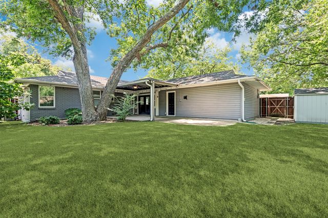 7105 Bennington Drive, Dallas, TX 75214