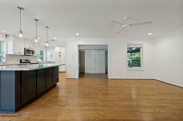 7105 Bennington Drive, Dallas, TX 75214