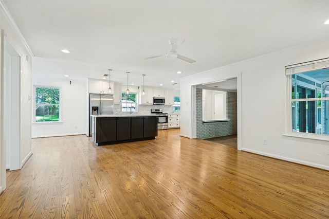 7105 Bennington Drive, Dallas, TX 75214
