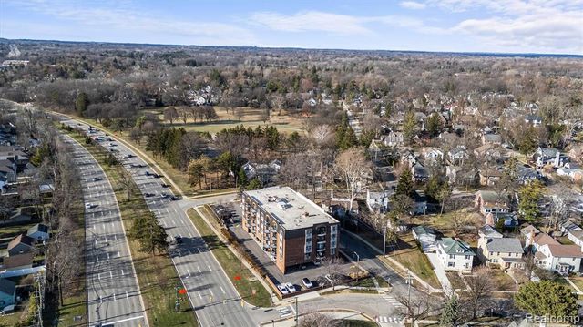 35300 Woodward Avenue 507, Birmingham, MI 48009