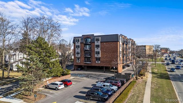 35300 Woodward Avenue 507, Birmingham, MI 48009
