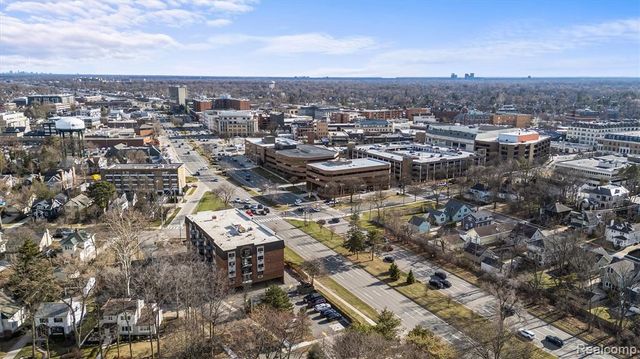 35300 Woodward Avenue 507, Birmingham, MI 48009