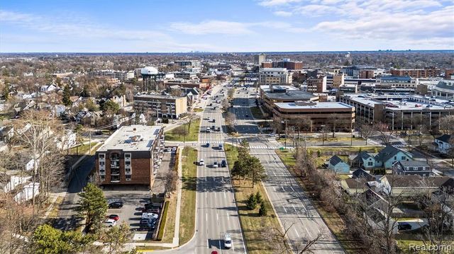 35300 Woodward Avenue 507, Birmingham, MI 48009