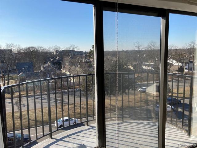 35300 Woodward Avenue 507, Birmingham, MI 48009