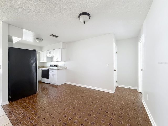 1605 NE 17TH AVENUE, Ocala, FL 34470