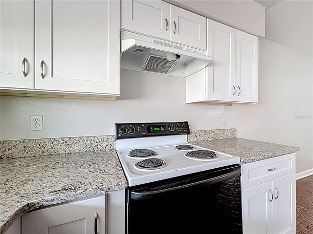 1605 NE 17TH AVENUE, Ocala, FL 34470