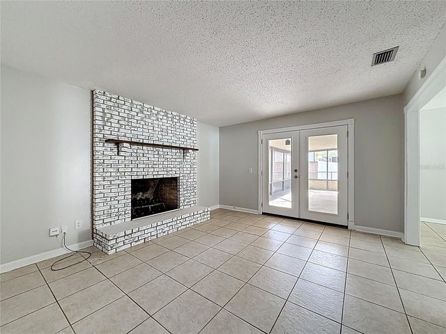 1605 NE 17TH AVENUE, Ocala, FL 34470