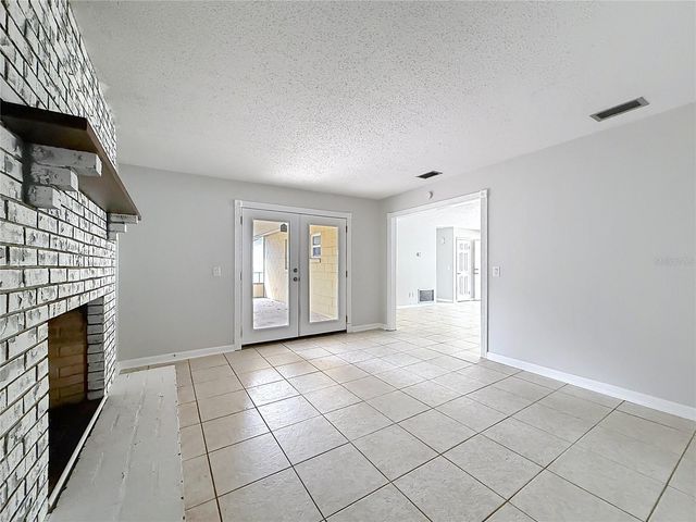 1605 NE 17TH AVENUE, Ocala, FL 34470